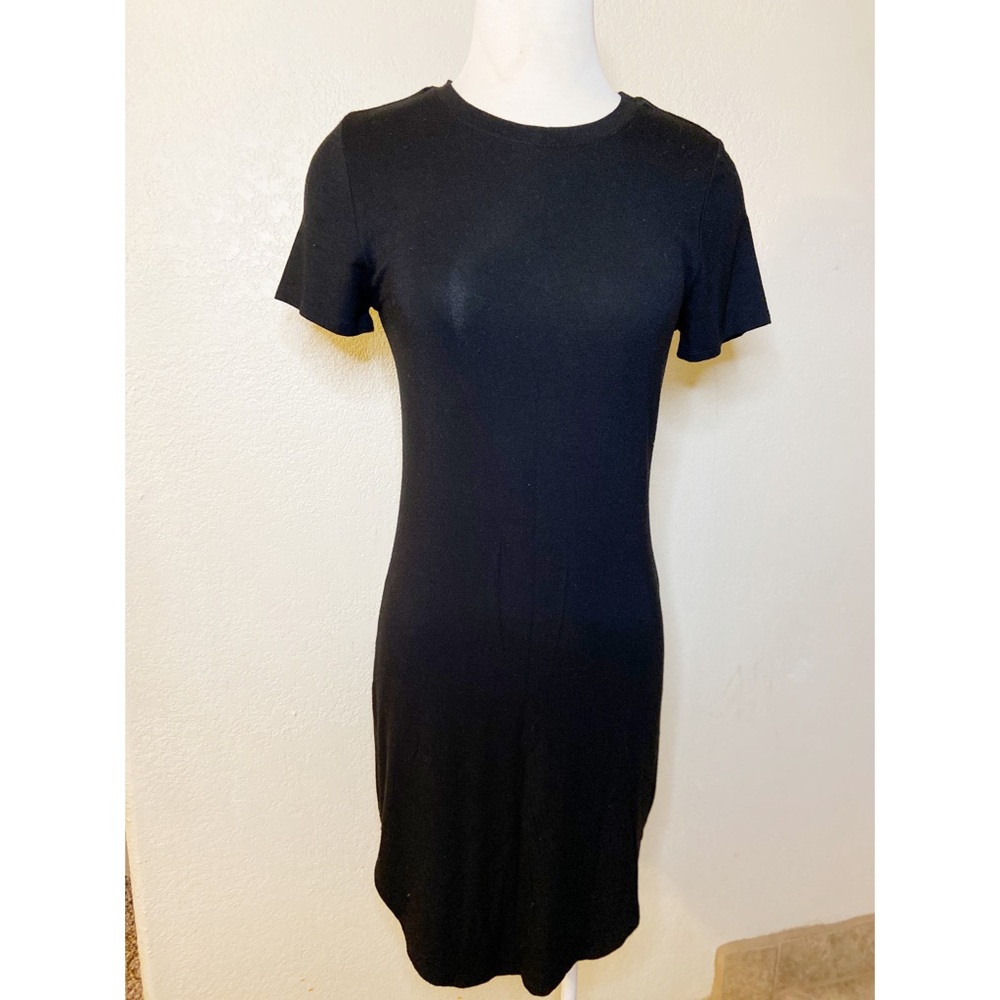 Black t shirt dress
